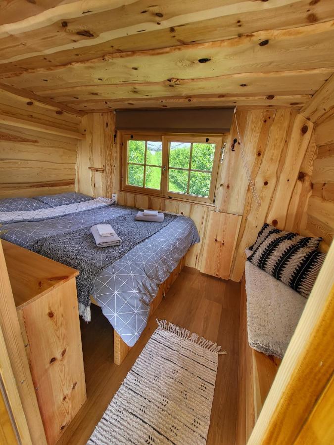 Unique Wooden Holiday House In Nature Lukovica pri Domžalah المظهر الخارجي الصورة