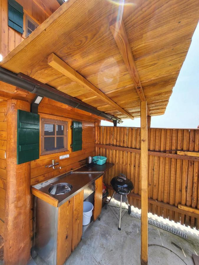 Unique Wooden Holiday House In Nature Lukovica pri Domžalah المظهر الخارجي الصورة