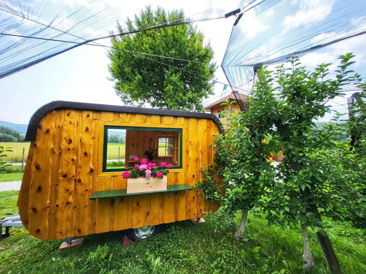 Unique Wooden Holiday House In Nature Lukovica pri Domžalah المظهر الخارجي الصورة