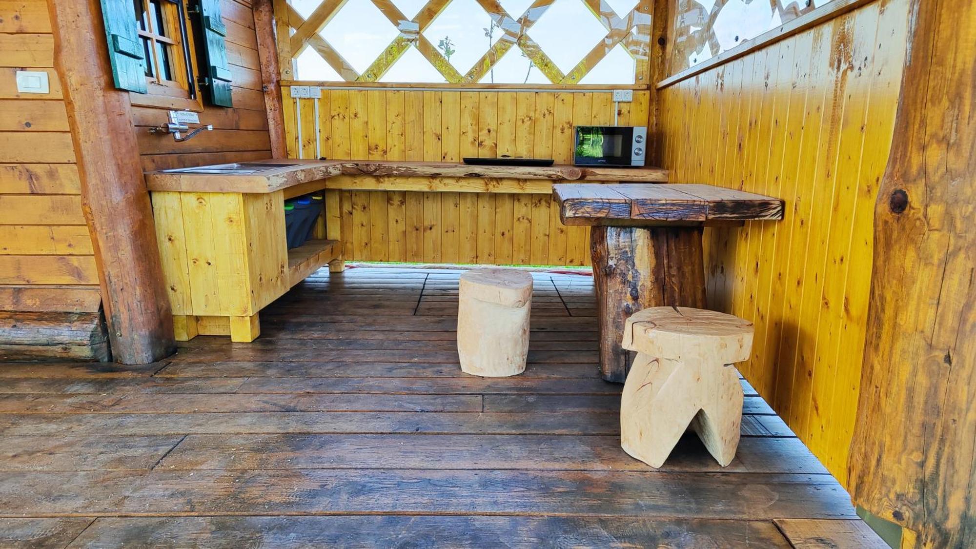 Unique Wooden Holiday House In Nature Lukovica pri Domžalah المظهر الخارجي الصورة