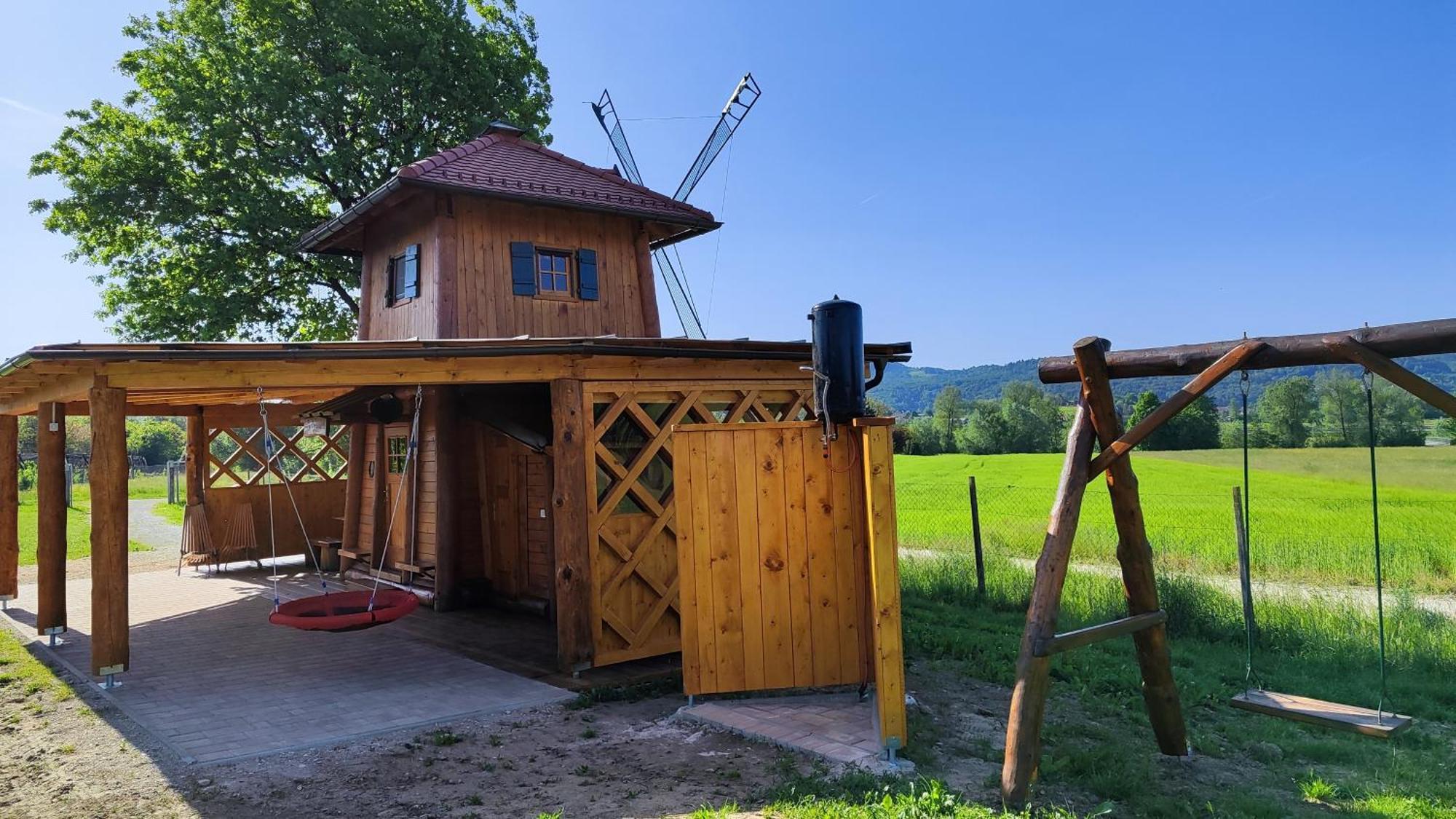 Unique Wooden Holiday House In Nature Lukovica pri Domžalah المظهر الخارجي الصورة